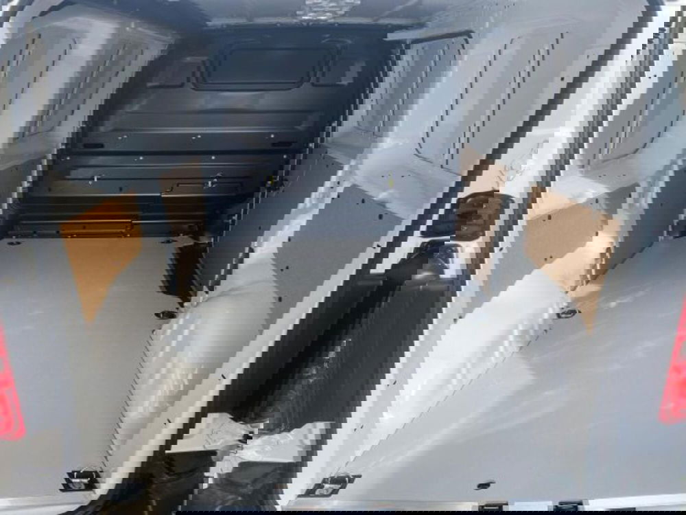 Peugeot e-Expert Furgone nuova a Torino (6)