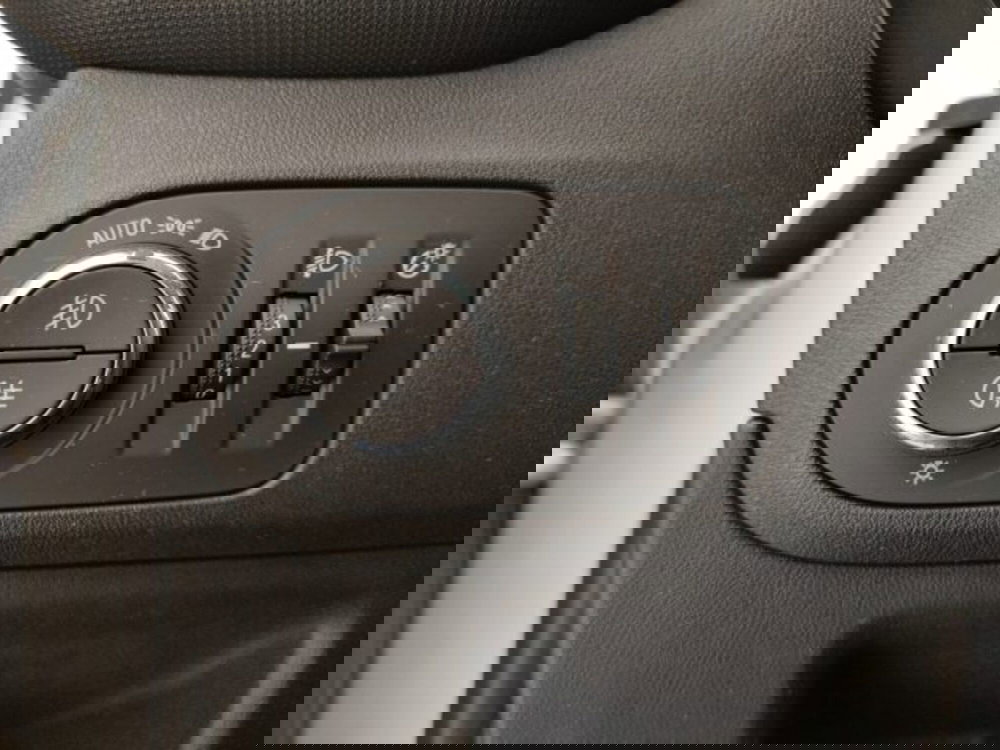 Opel Crossland X usata a Torino (20)