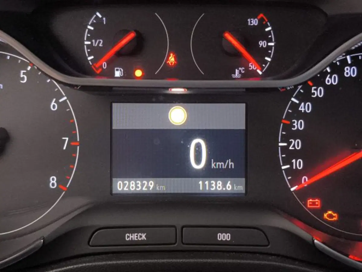 Opel Crossland usata a Torino (13)