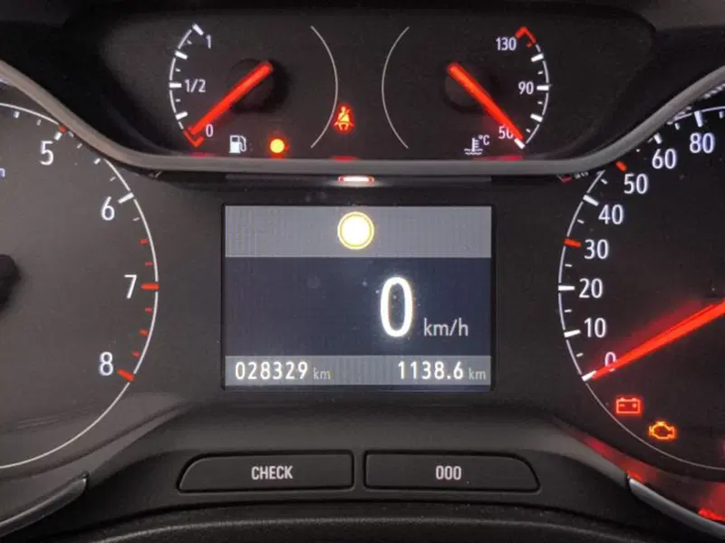 Opel Crossland usata a Torino (13)