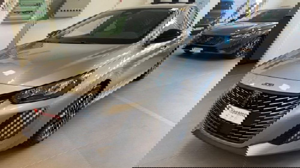 Peugeot 208 nuova a Torino