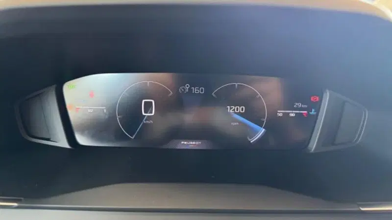 Peugeot 208 nuova a Torino (12)