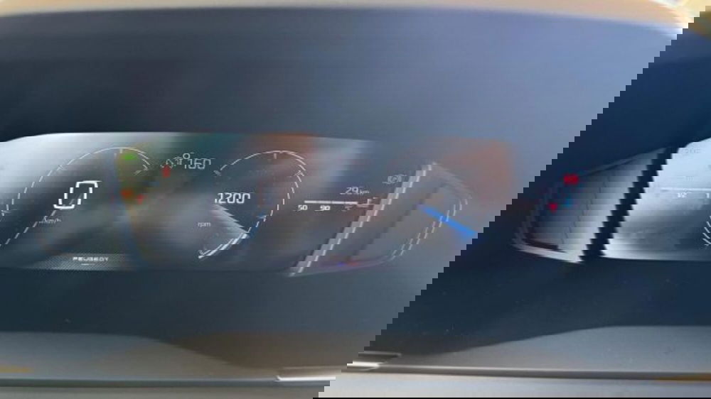 Peugeot 208 nuova a Torino (12)