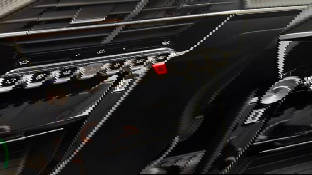 Peugeot 208 nuova a Torino (15)