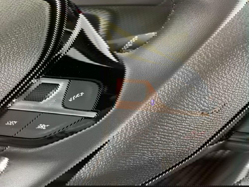 Peugeot 2008 nuova a Torino (17)