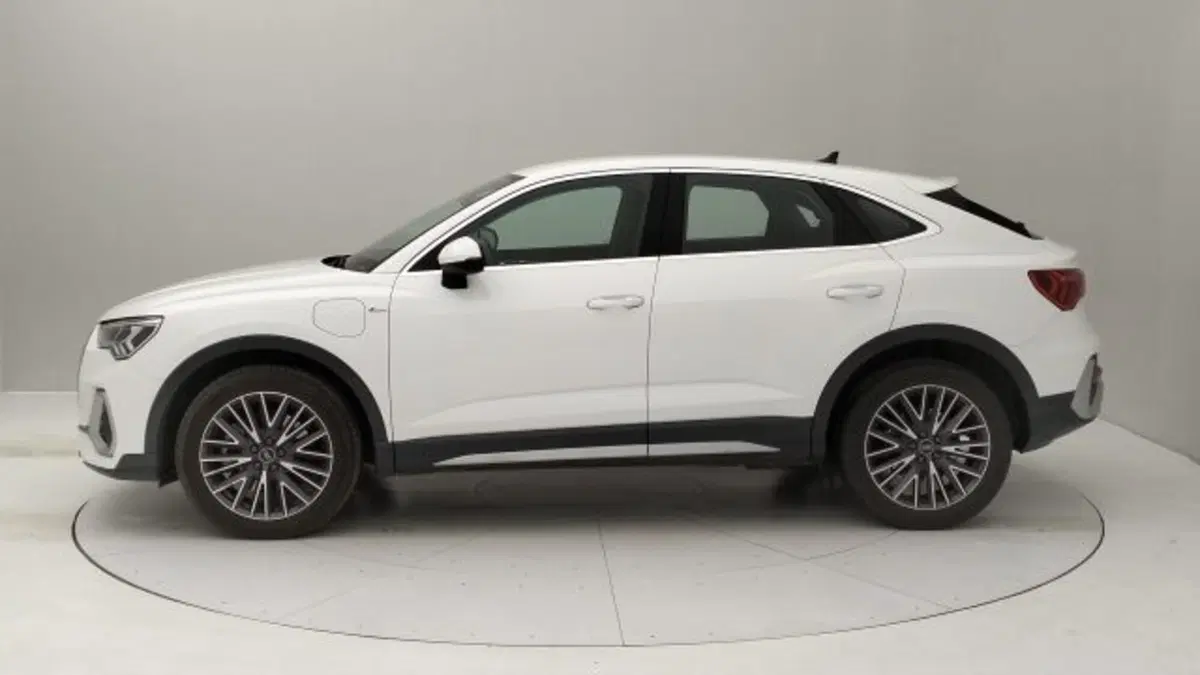 Audi Q3 Sportback usata a Torino (2)
