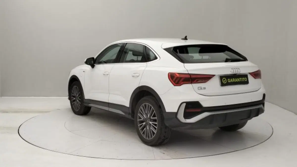 Audi Q3 Sportback usata a Torino (3)
