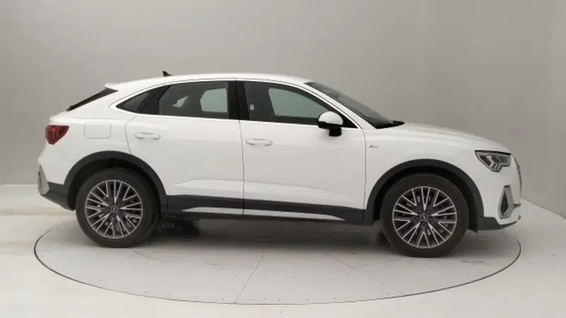 Audi Q3 Sportback usata a Torino (6)