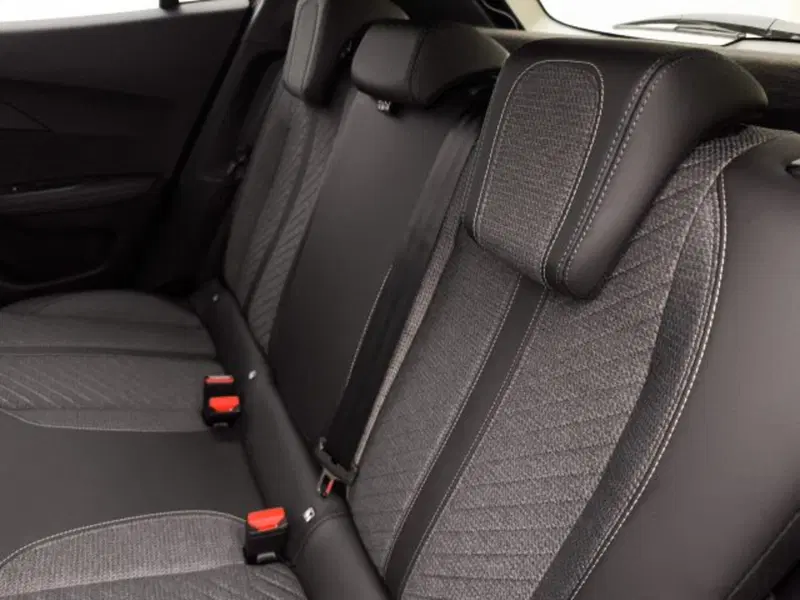 Peugeot 2008 nuova a Torino (15)