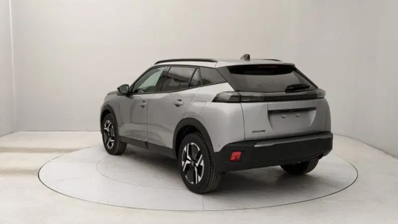 Peugeot 2008 nuova a Torino (3)