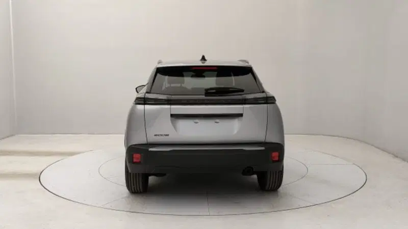Peugeot 2008 nuova a Torino (4)