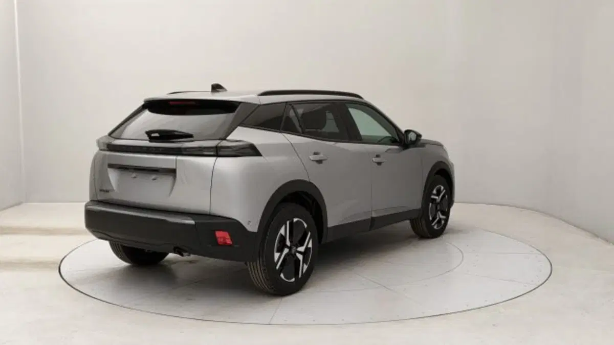 Peugeot 2008 nuova a Torino (5)