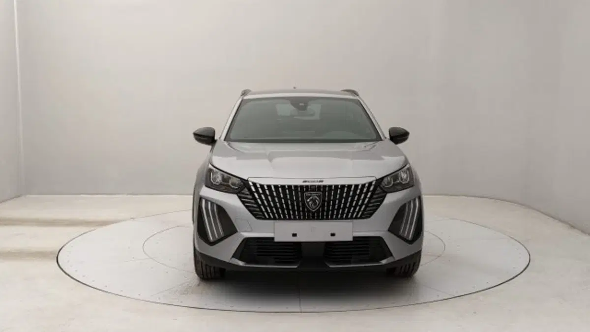 Peugeot 2008 nuova a Torino (8)