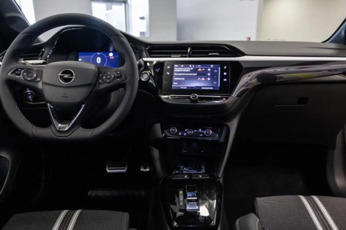 Opel Corsa nuova a Torino (10)