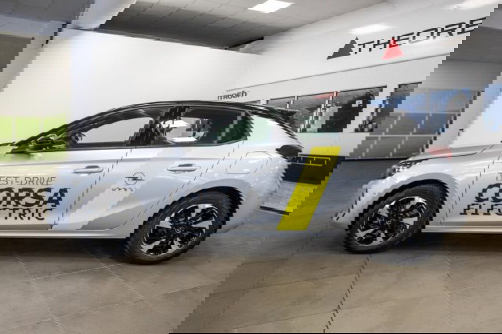 Opel Corsa nuova a Torino (2)