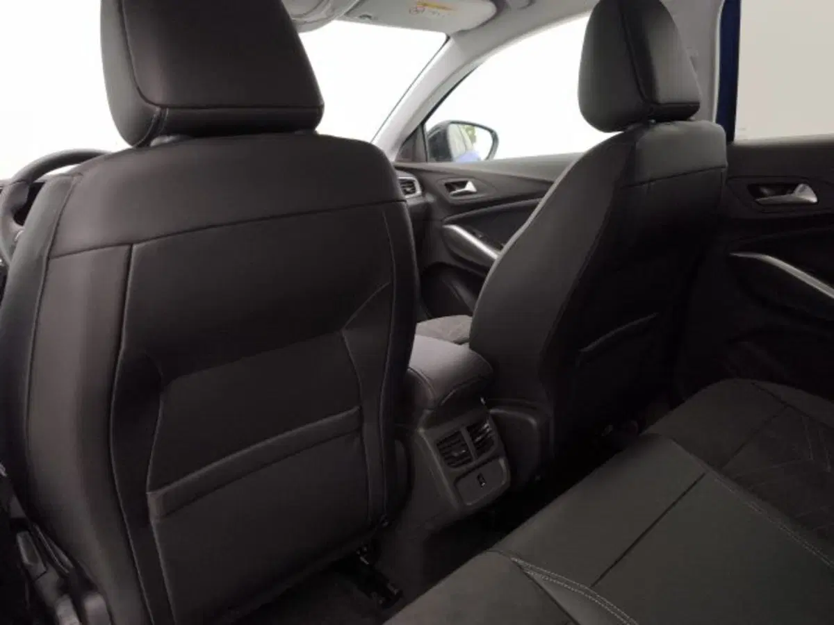 Opel Grandland X nuova a Torino (16)