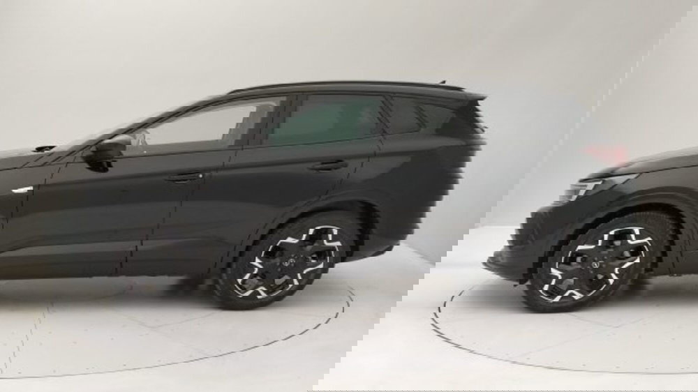 Opel Grandland nuova a Torino (2)