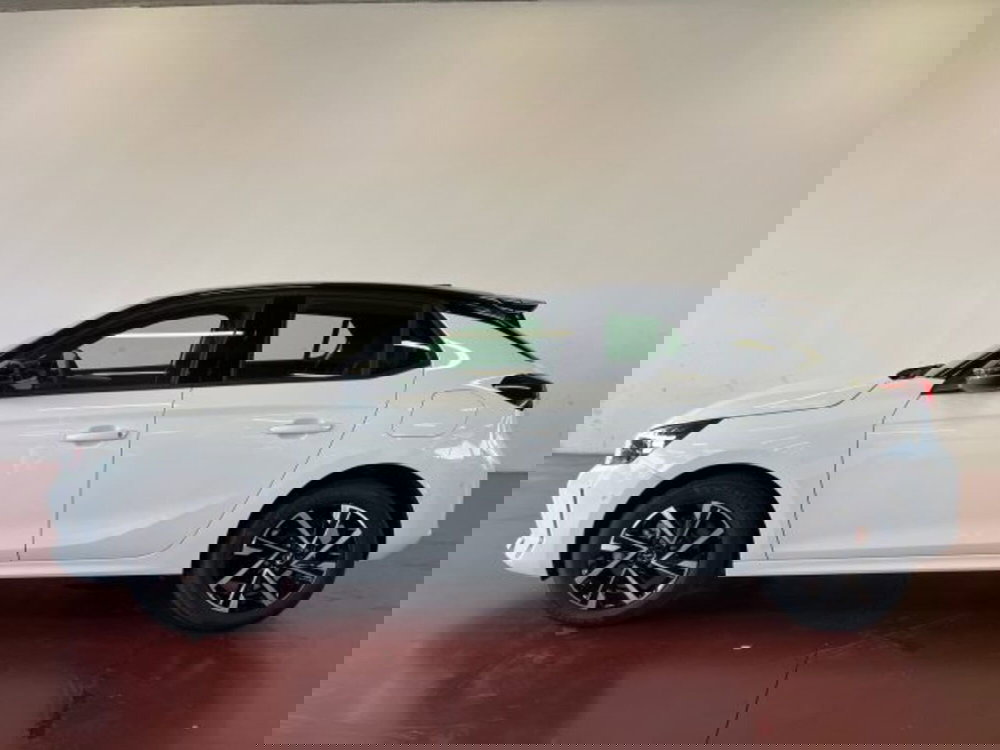 Opel Corsa nuova a Torino (2)