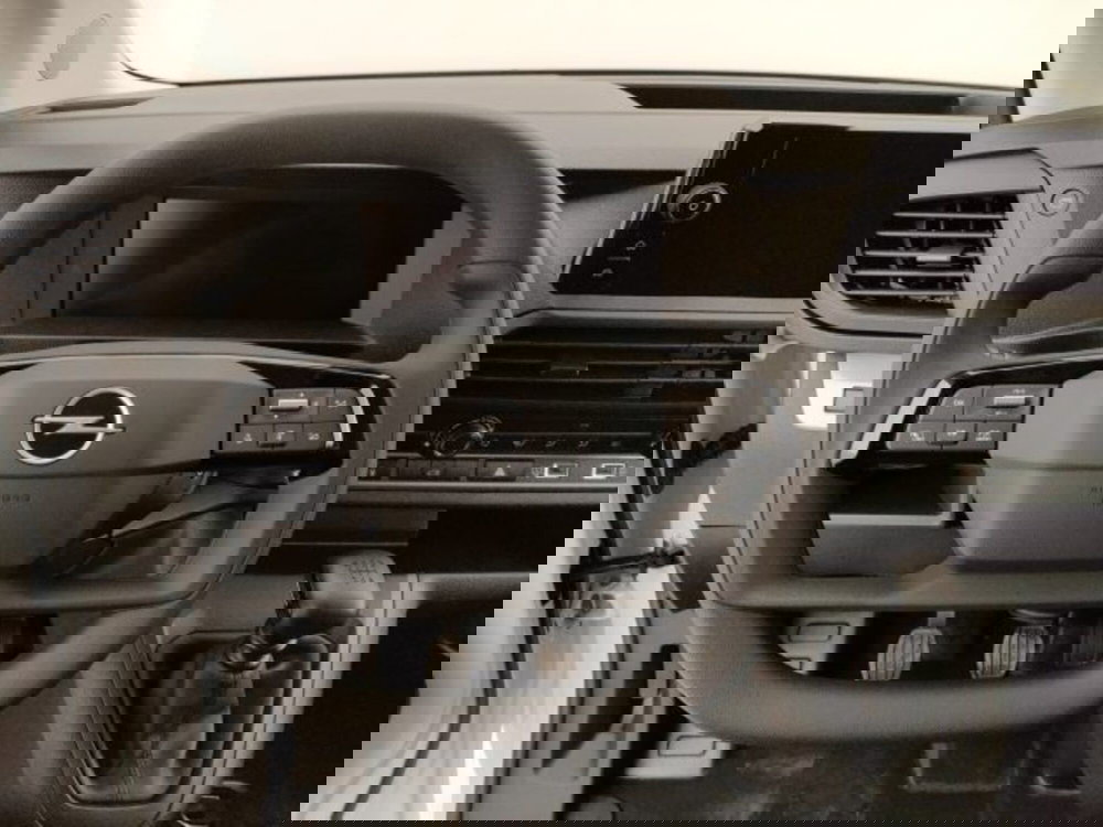 Opel Vivaro nuova a Torino (12)