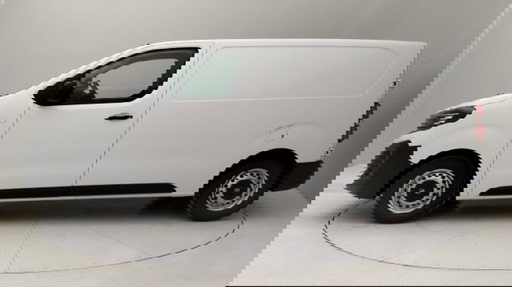 Opel Vivaro nuova a Torino (2)