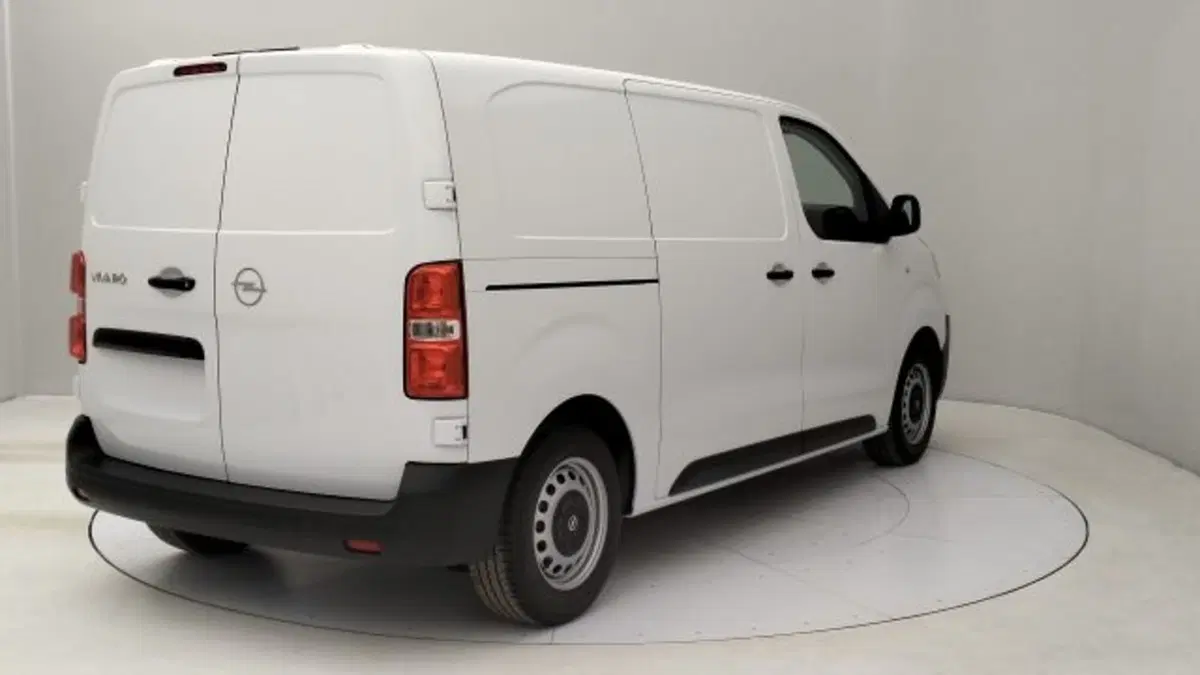 Opel Vivaro nuova a Torino (5)