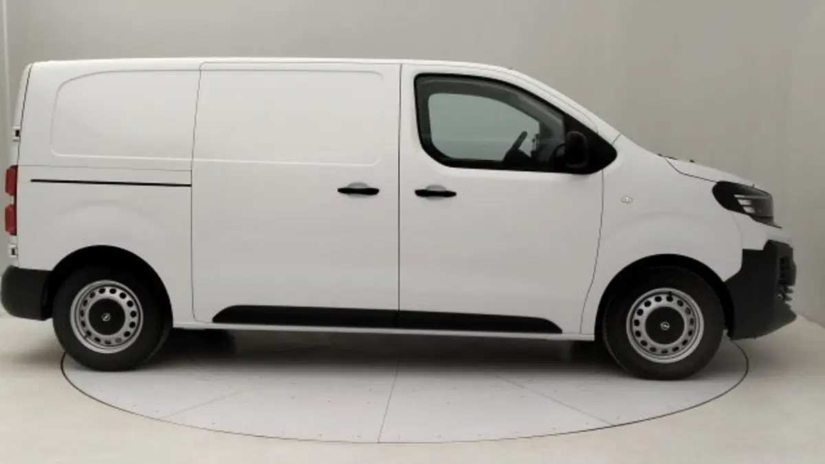 Opel Vivaro nuova a Torino (6)