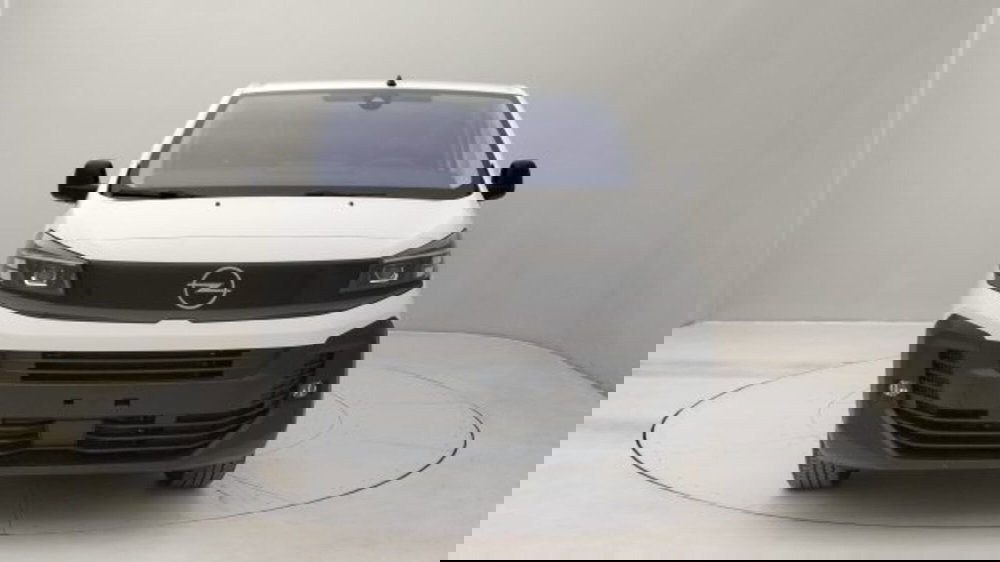 Opel Vivaro nuova a Torino (8)