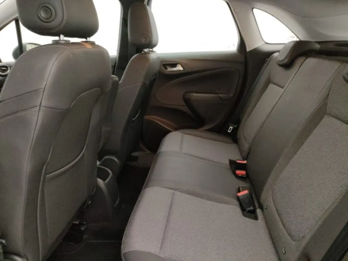 Opel Crossland usata a Torino (9)