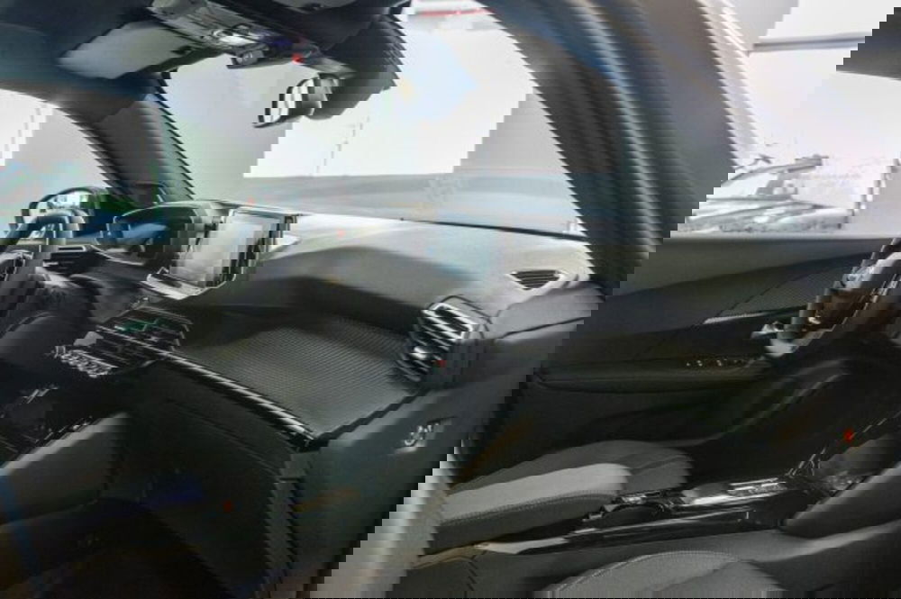 Peugeot 2008 nuova a Torino (10)