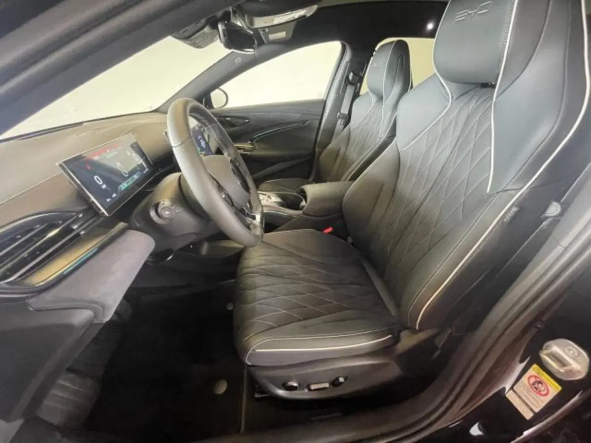 Byd Seal nuova a Torino (9)
