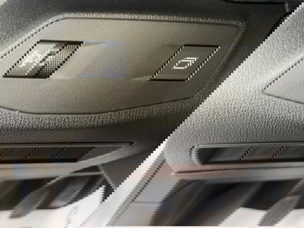 Peugeot Partner Furgone nuova a Torino (15)