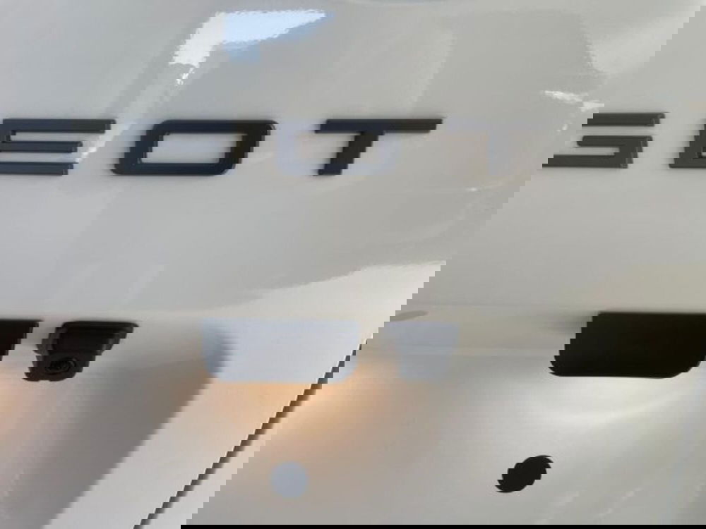 Peugeot Partner Furgone nuova a Torino (4)