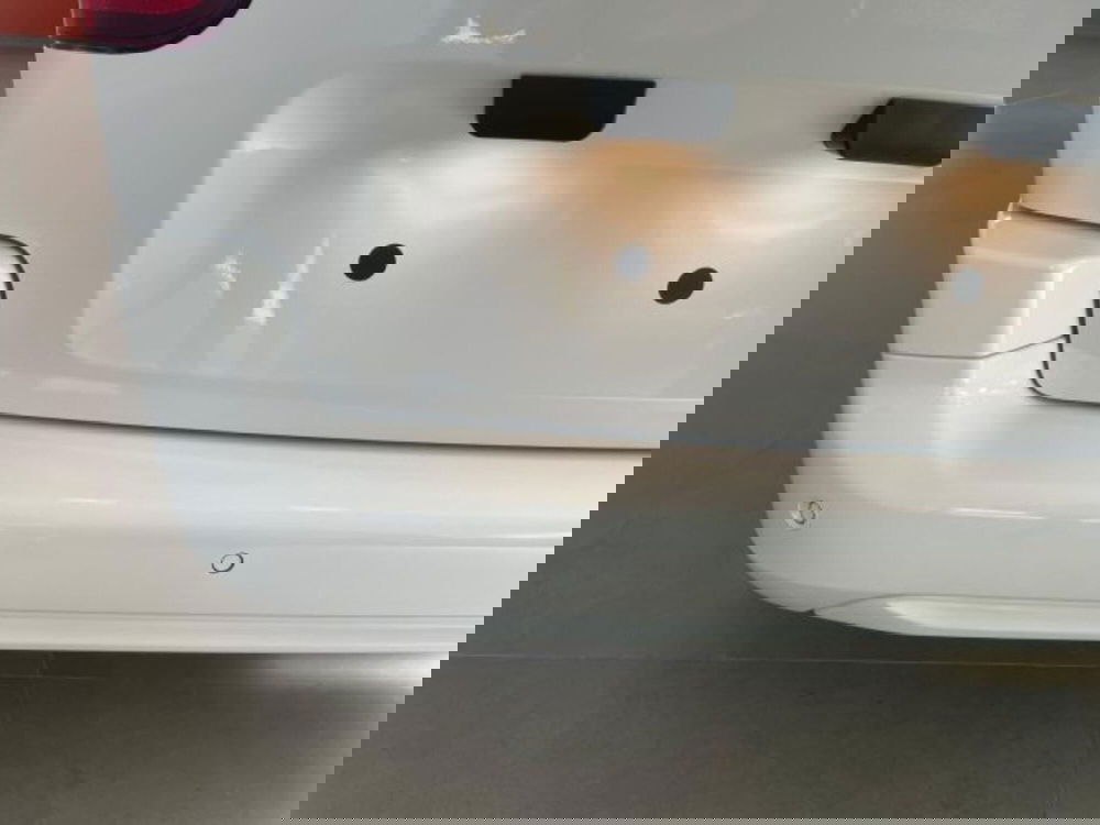 Peugeot Partner Furgone nuova a Torino (8)