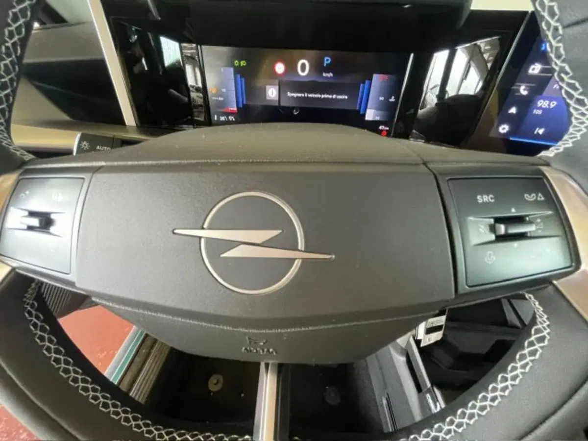 Opel Frontera nuova a Torino (18)