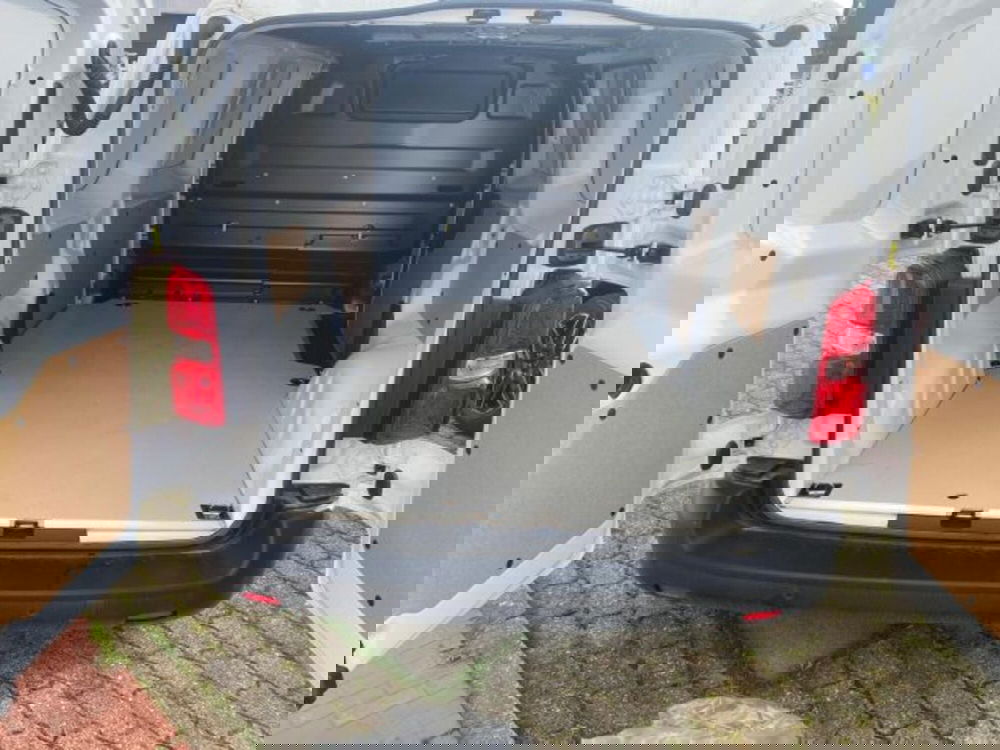 Peugeot Expert Furgone nuova a Torino (7)