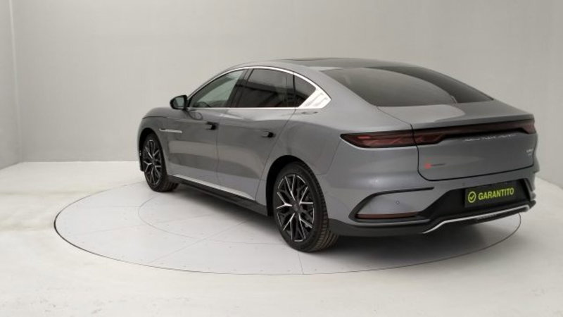 Byd Han usata a Torino (3)