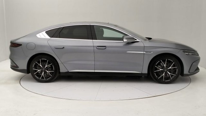 Byd Han usata a Torino (6)