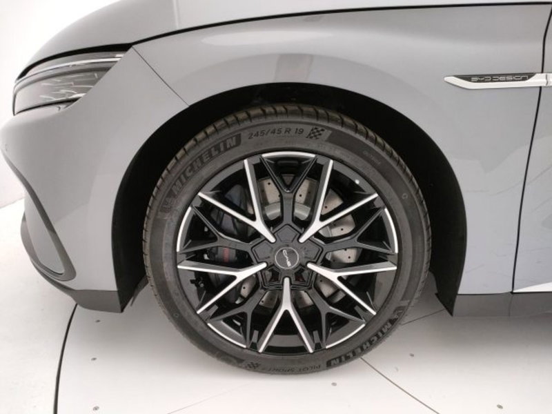 Byd Han usata a Torino (9)