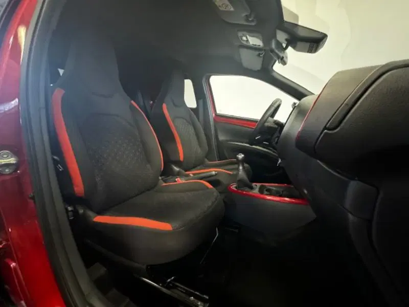 Toyota Aygo X usata a Torino (15)