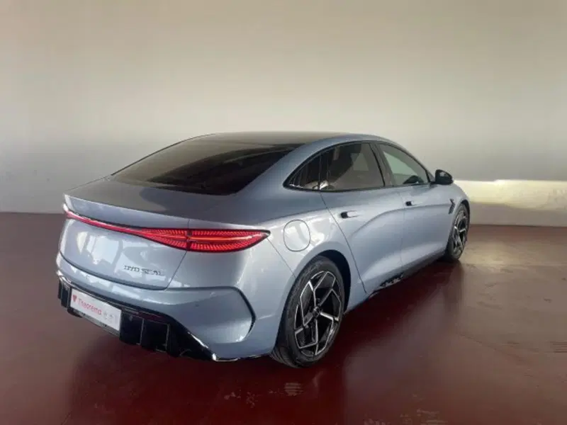Byd Seal nuova a Torino (5)
