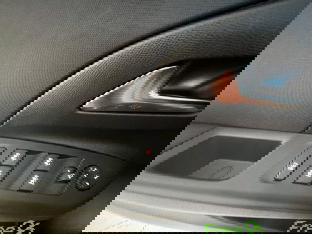 Opel Corsa-e usata a Torino (14)