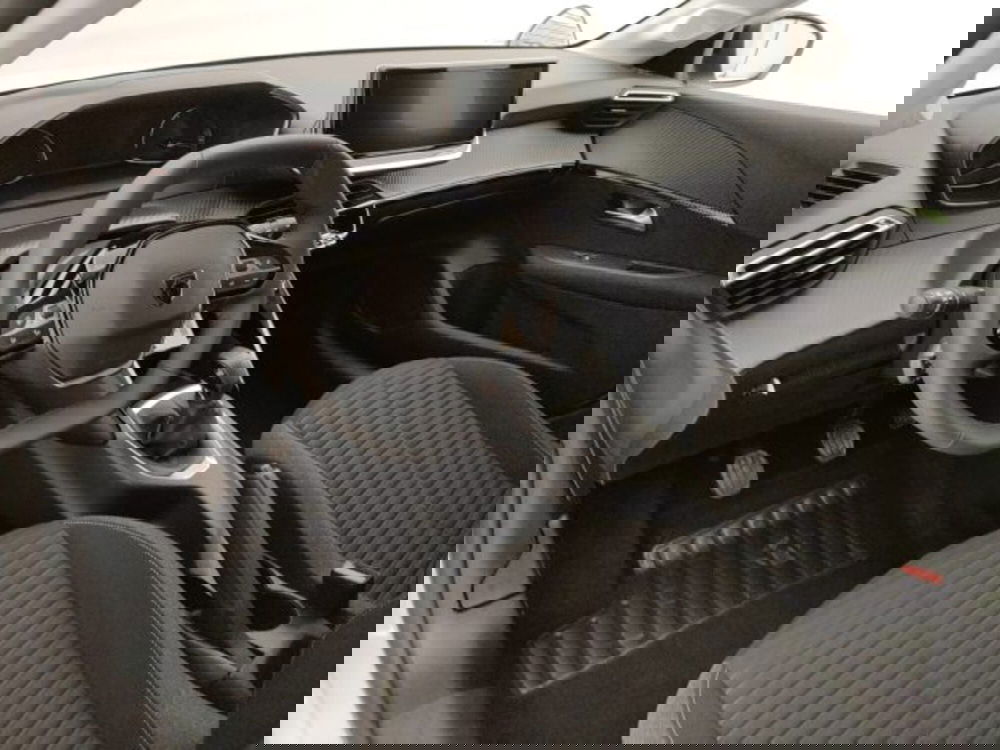 Peugeot 208 nuova a Torino (10)