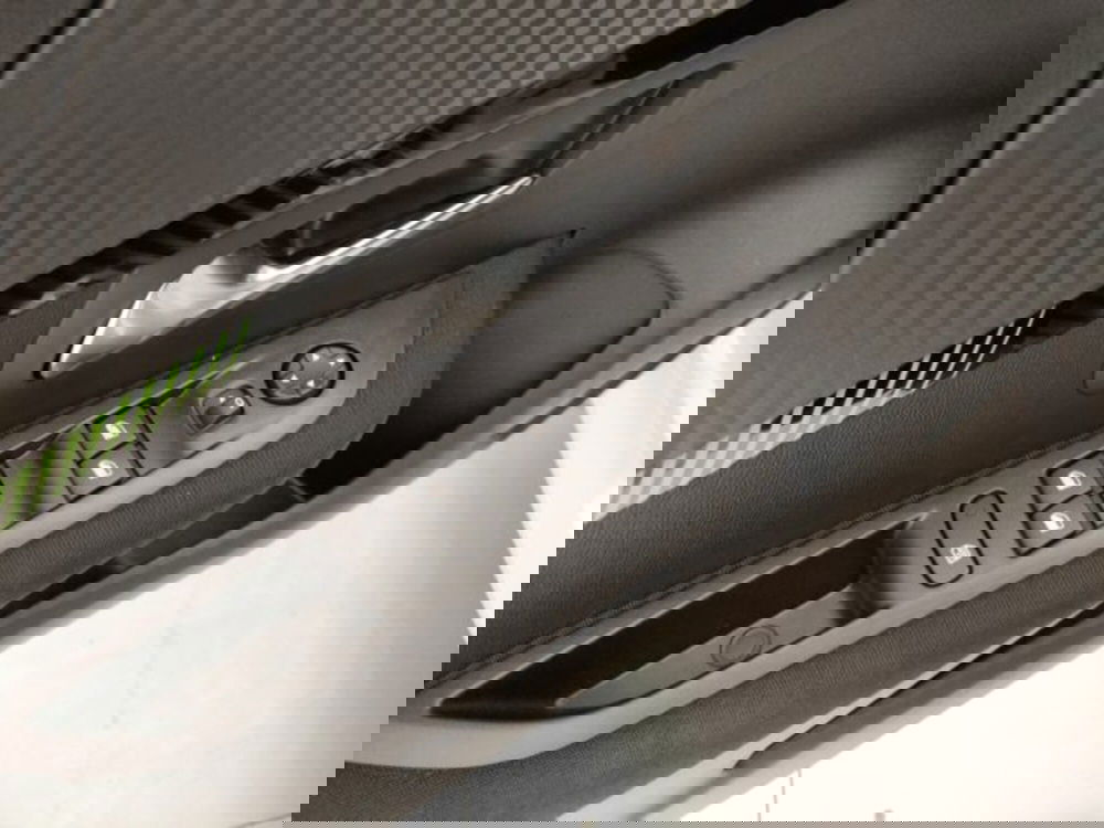 Peugeot 208 nuova a Torino (14)