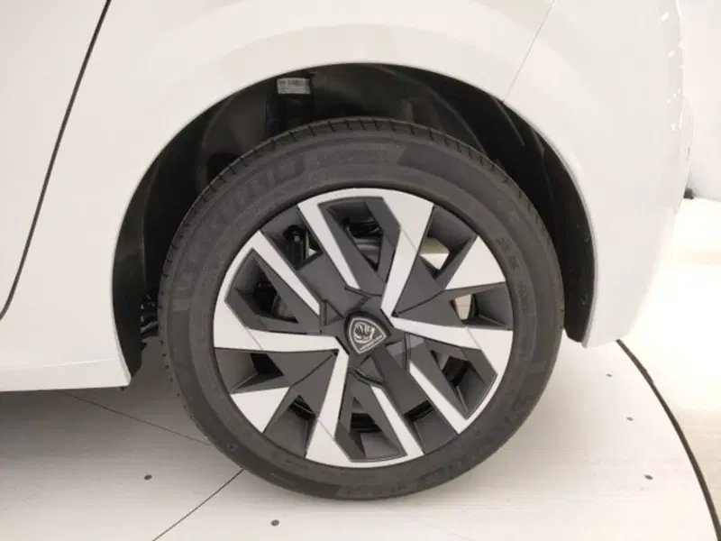 Peugeot 208 nuova a Torino (16)