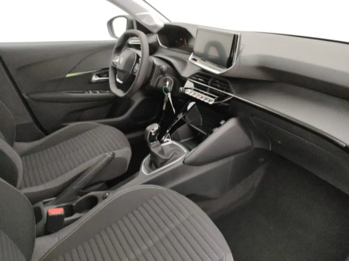 Peugeot 208 nuova a Torino (19)