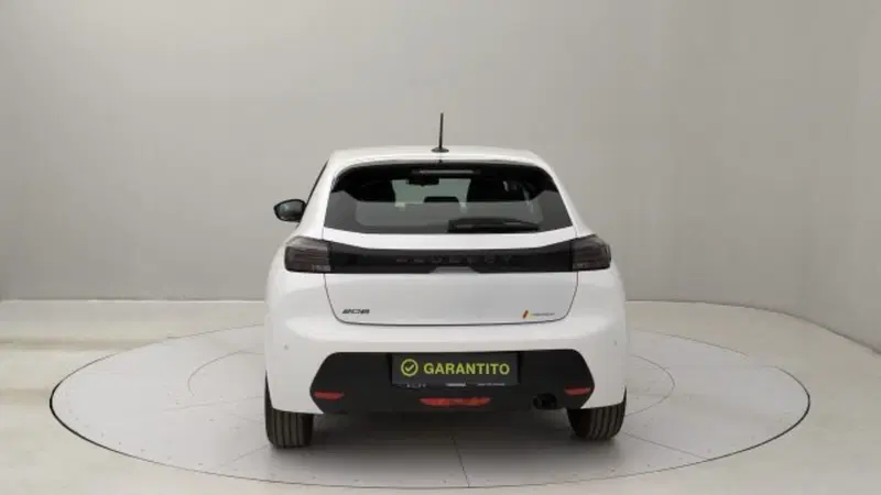 Peugeot 208 nuova a Torino (4)