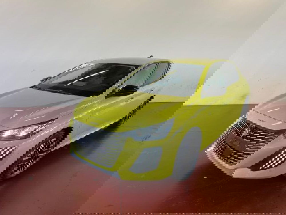 Peugeot 208 nuova a Torino