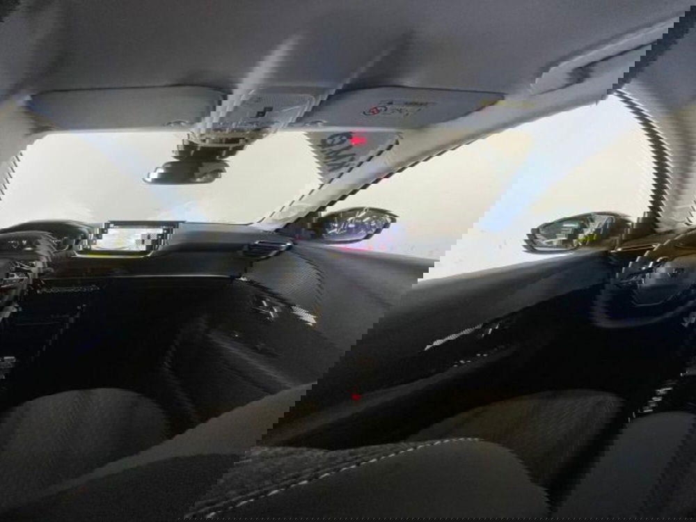 Peugeot 208 nuova a Torino (10)