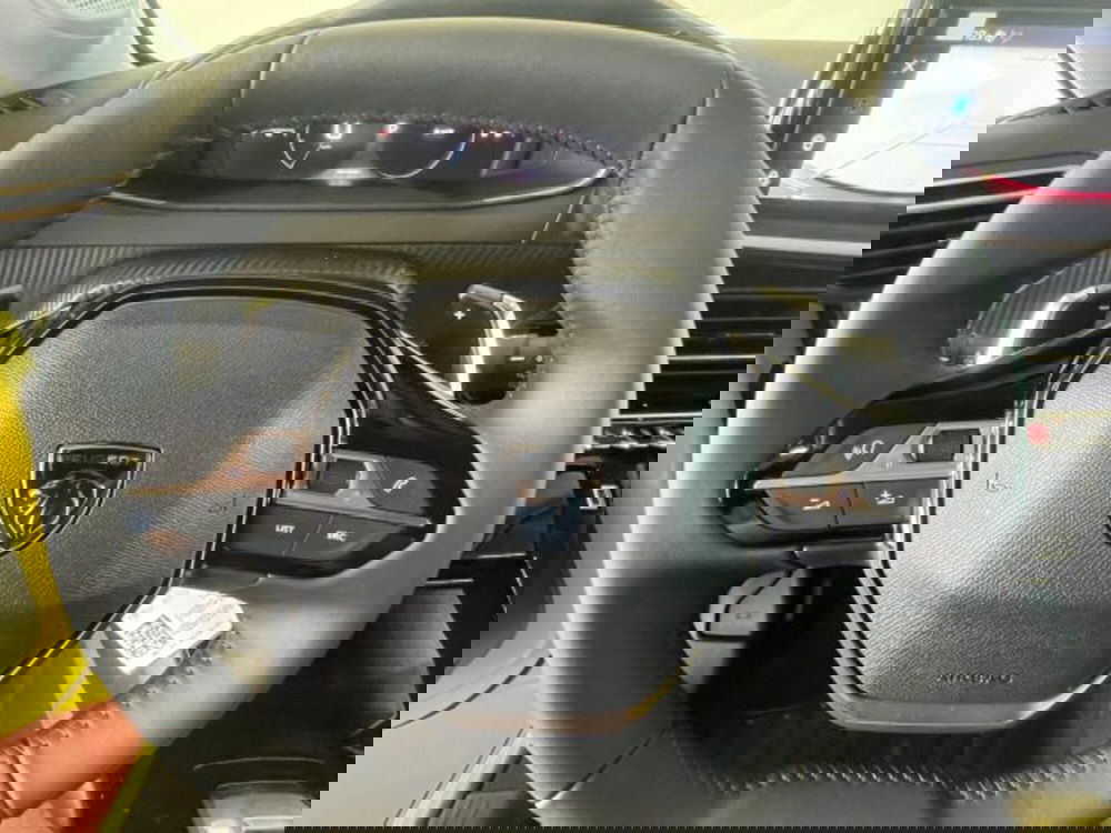 Peugeot 208 nuova a Torino (14)