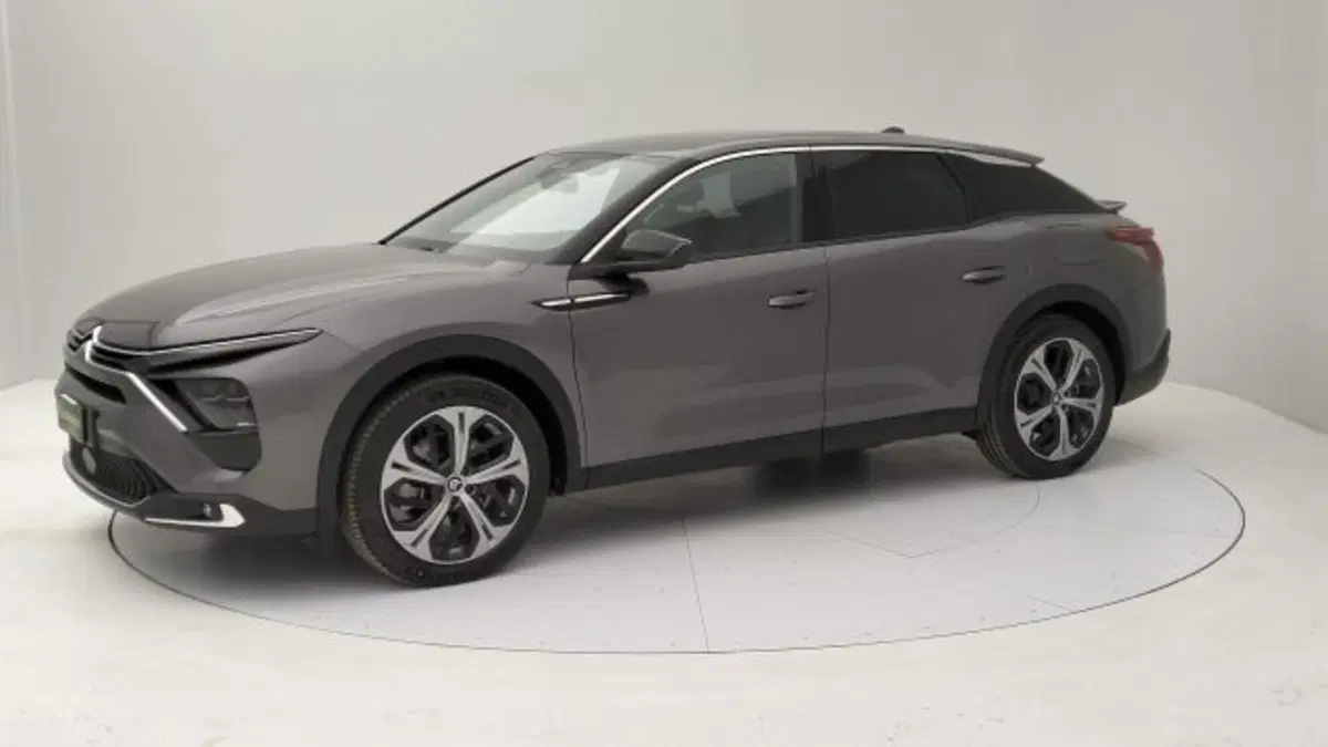 Citroen C5 X nuova a Torino (2)